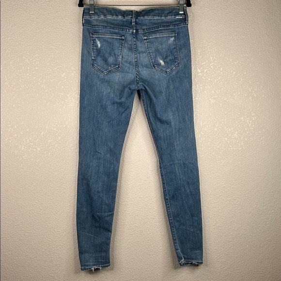 Mother The Looker in Graffiti Girl Classic Denim Distressed Skinny Jeans Size 29 - Picture 4 of 10